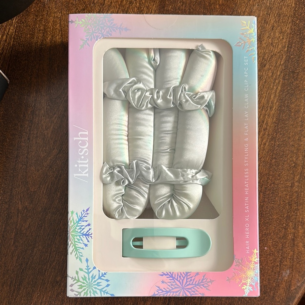 Kitsch Satin Heatless Styling Set in Light Blue